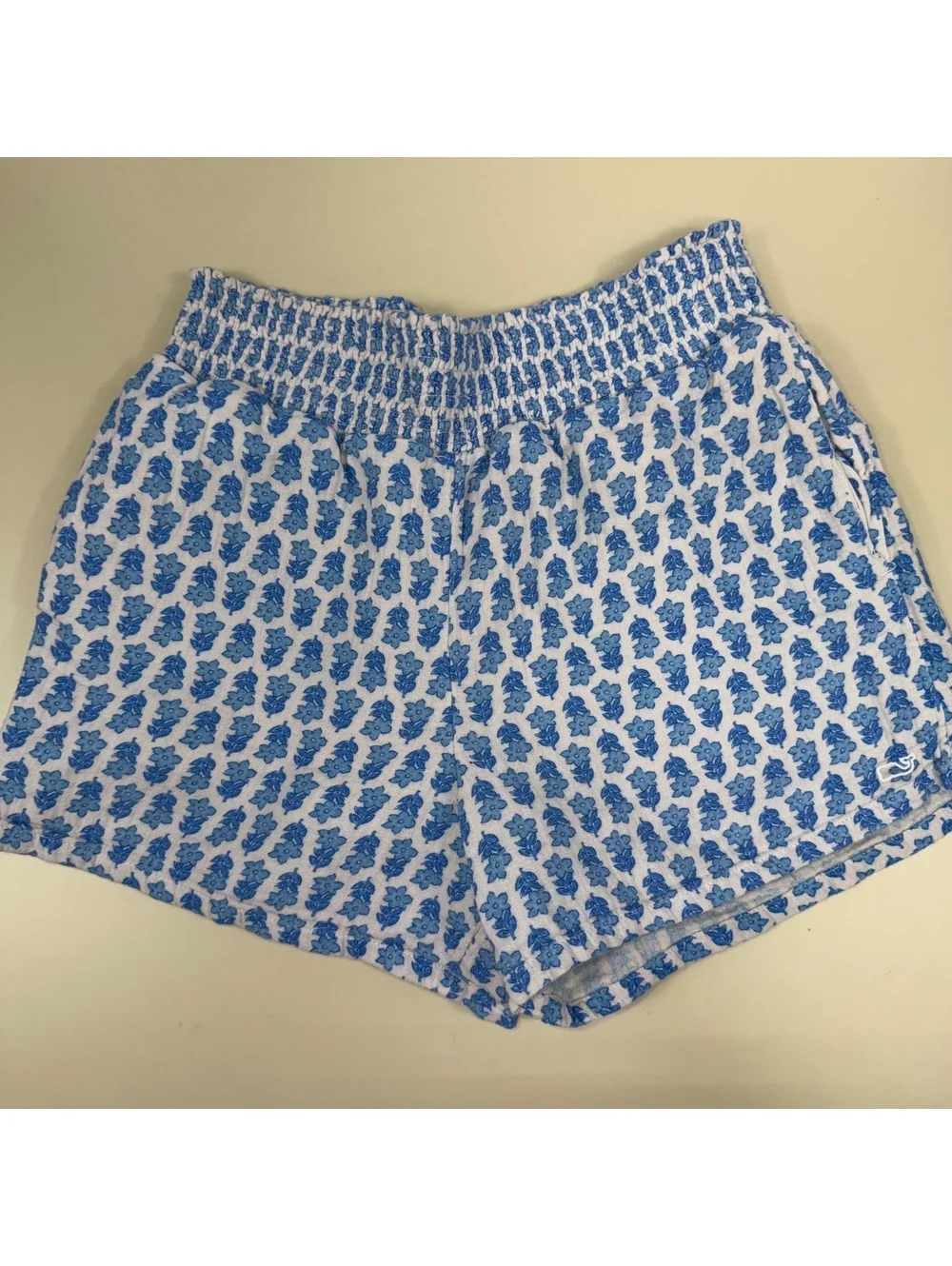 Vineyard Vines Girls Blue Floral Smocked Pull-On Shorts Size L 14